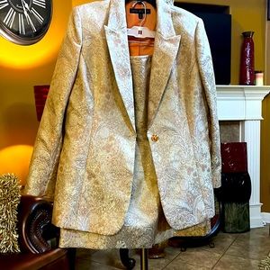 Nipon Boutique elegant suit 16